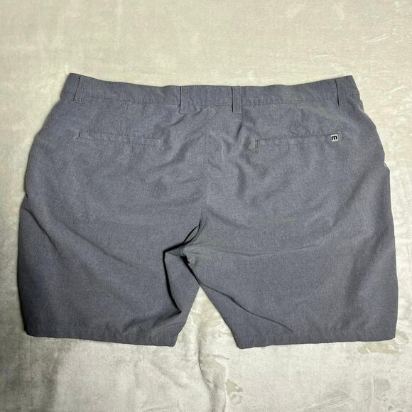 Travis Mathew Performance Golf Shorts Men's 36 Gray Lightweight Wicking Chino - Picture 3 of 8